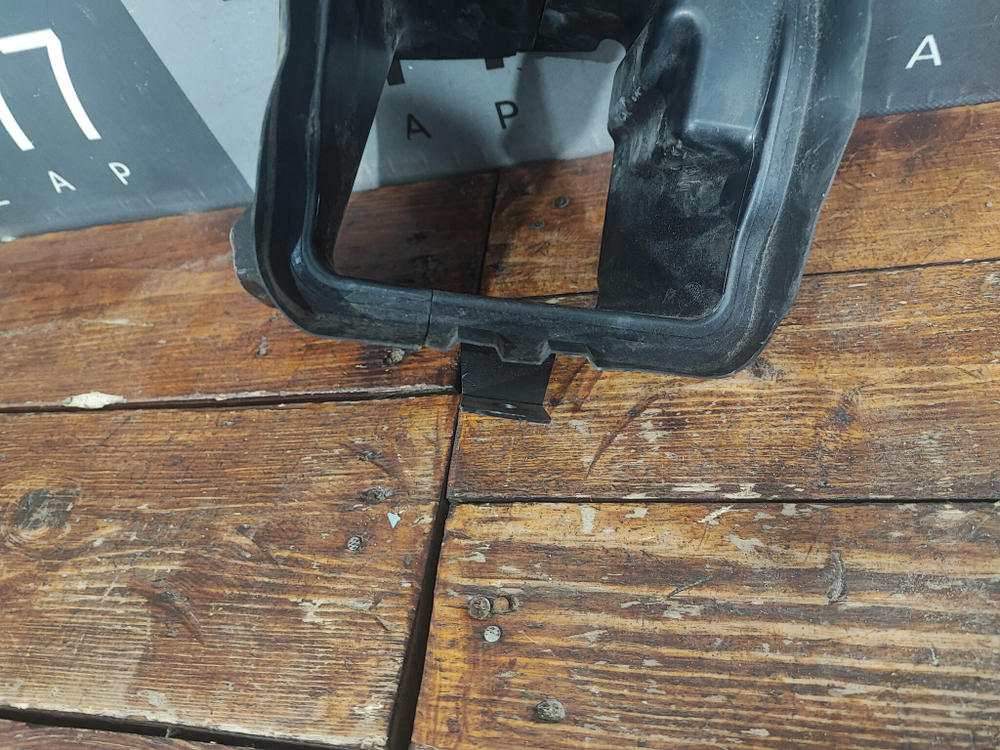 Воздуховод радиатора правый BMW 3-Series (F30) 11-20 Б/У Оригинал 51748054232