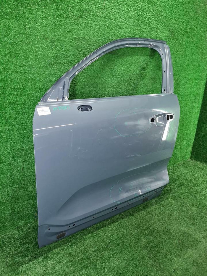 Дверь передняя левая Volvo XC40 (2017-н.в.)