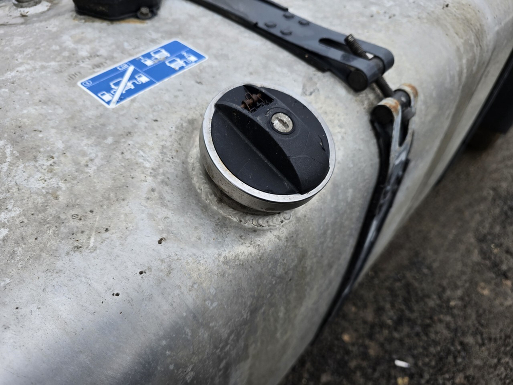 Бак топливный 600L