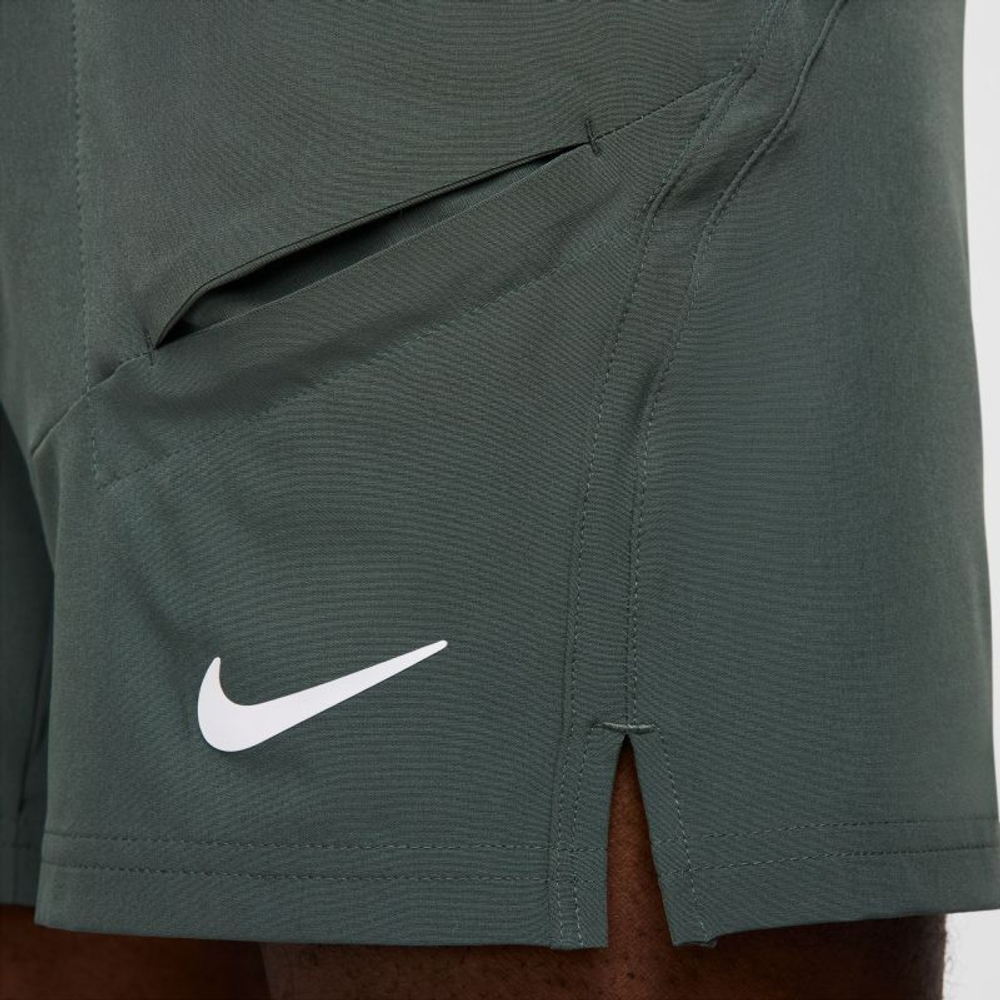 Мужские теннисные шорты Nike Court Dri-Fit Advantage 7" Tennis - зеленый