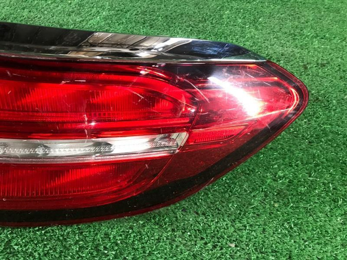 Фонарь правый внешний Mercedes GLE C292 (2015-2019)