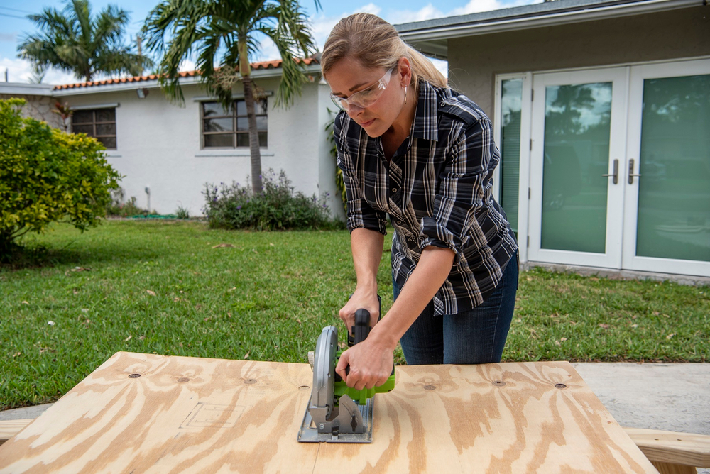 Циркулярная пила аккумуляторная Greenworks Арт. 1500907,  бесщеточная, без АКБ и ЗУ