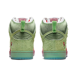 Кроссовки Nike SB Dunk High 'Strawberry Cough' CW7093-600