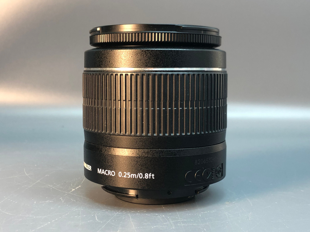 Canon 550D Kit 18-55mm, 9700 Кадров пробега