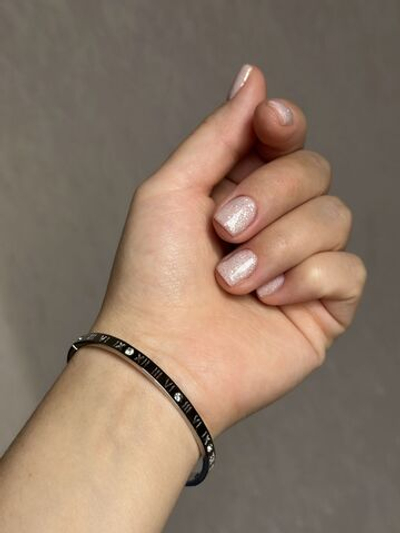 тонкий браслет с числами