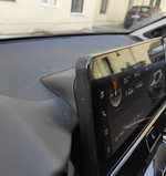 Магнитола Toyota Venza 2, Harrier 4 XU80 2020+ (экран климата снизу, рамка LUX) - FarCar монитор 12.3" 2K QLED на Android 14, TS10, CarPlay, 4G SIM-слот