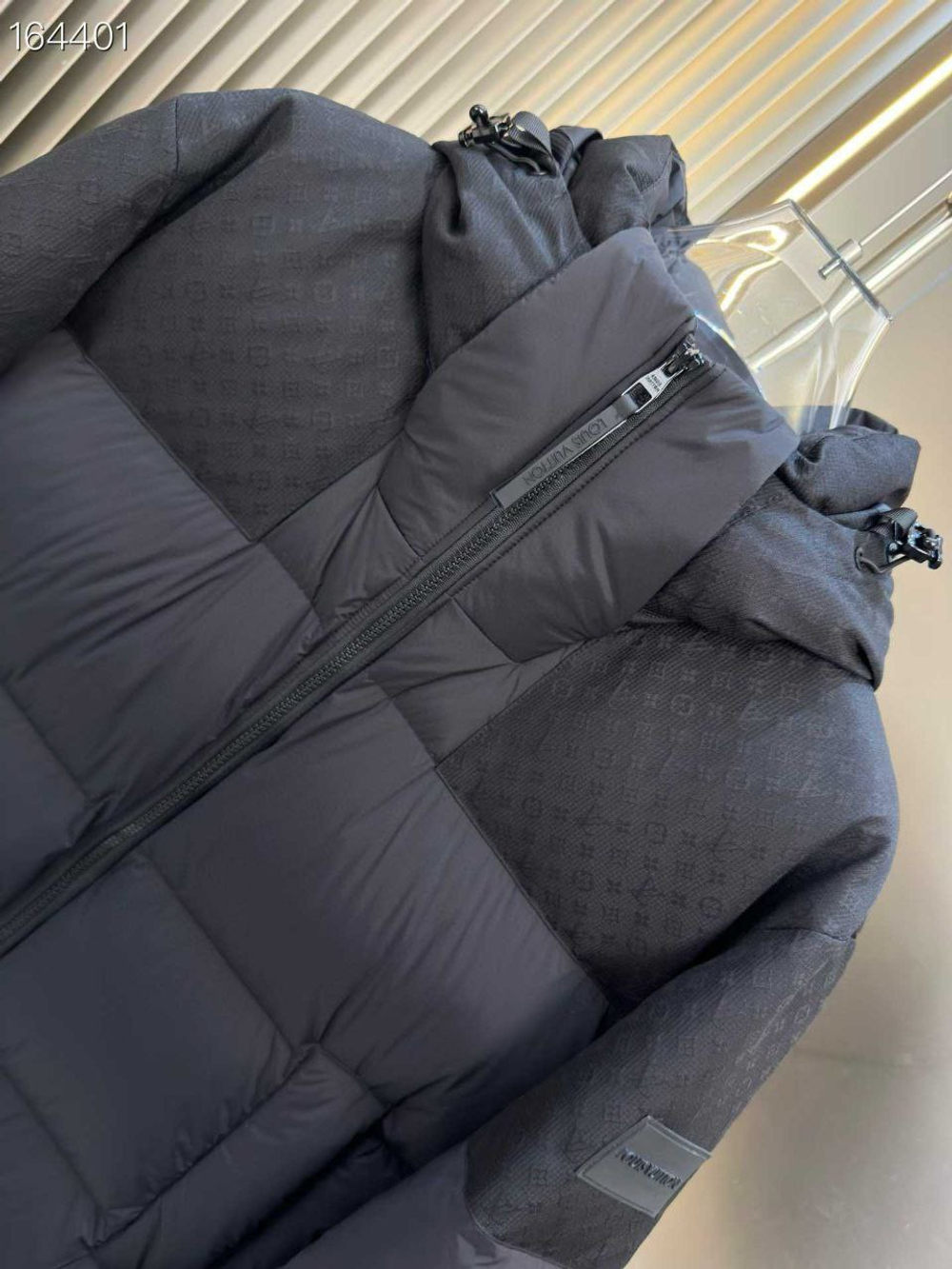 Пуховик Louis Vuitton