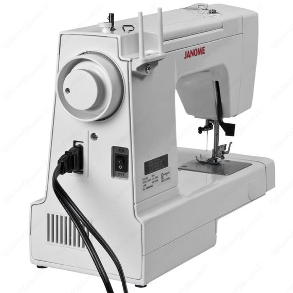 Швейная машина Janome HD1000