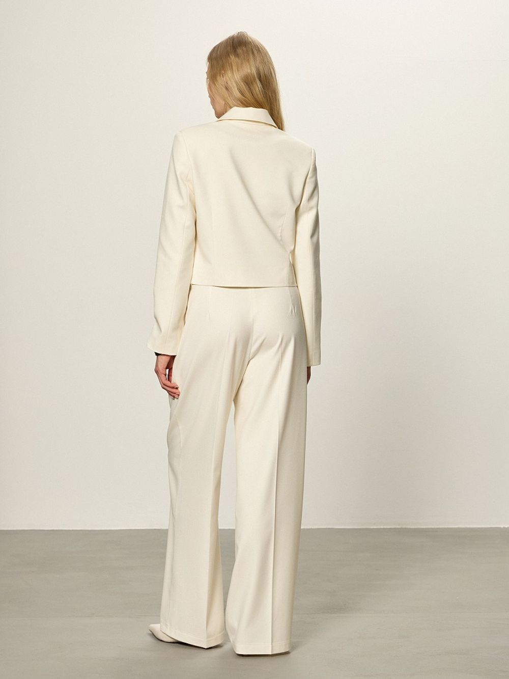 Брюки палаццо на молнии молочная вискоза