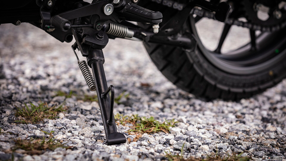 Royal Enfield Hunter 350 Rebel Red