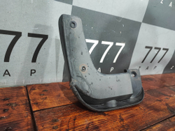 Брызговик передний правый Kia Rio 4 (FB) 17-нв Б/У Оригинал 86832H0000