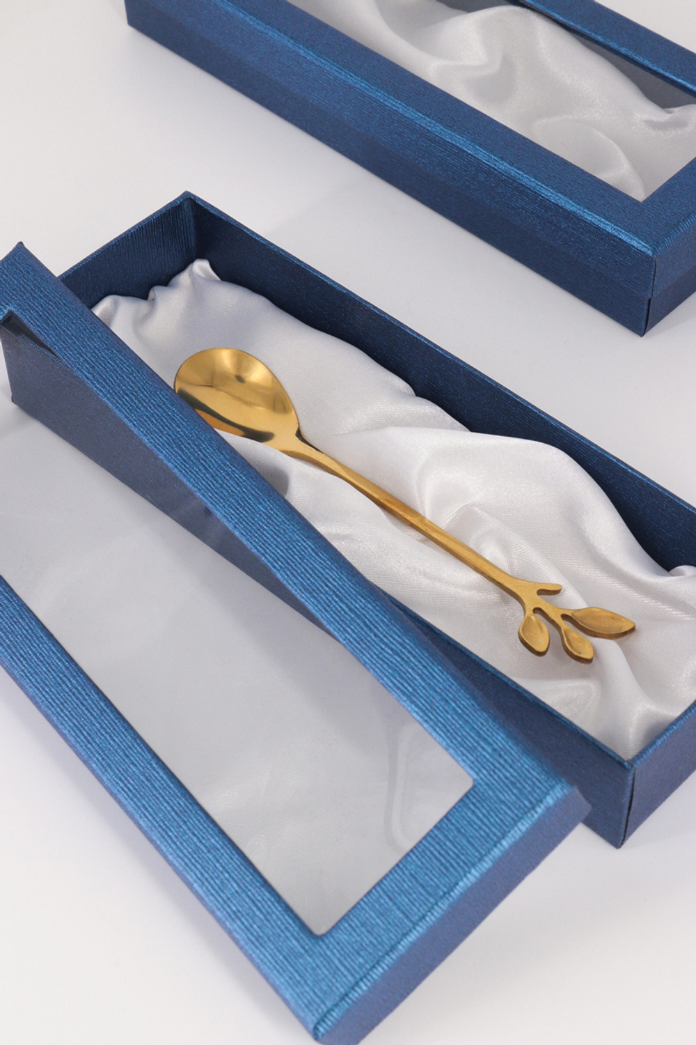 Прямоугольная коробка «Крем-брюле» для аксессуаров