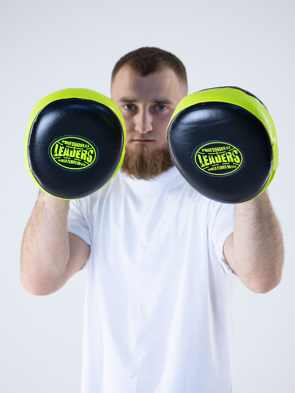 Лапы тренерские LEADERS Mid-Air черно-зеленые