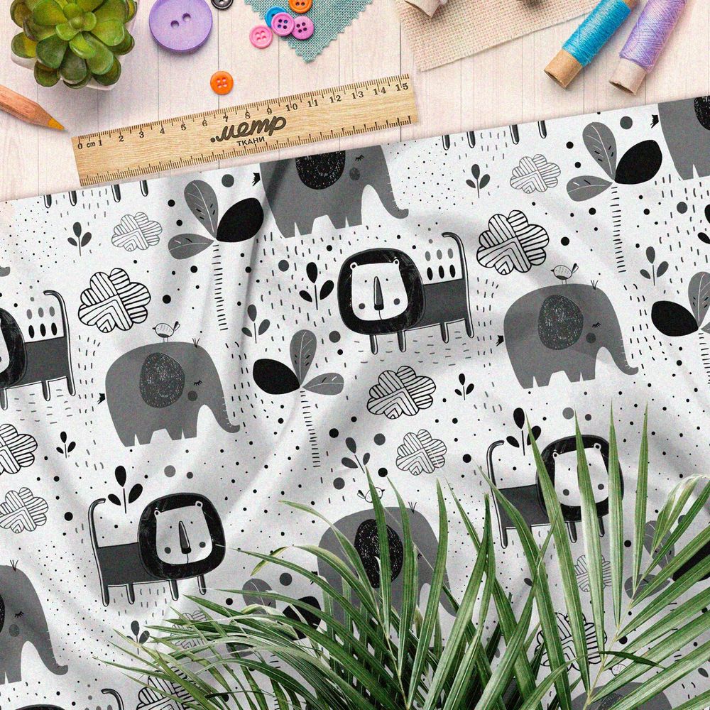 Ткань бифлекс африканские звери на белом фоне