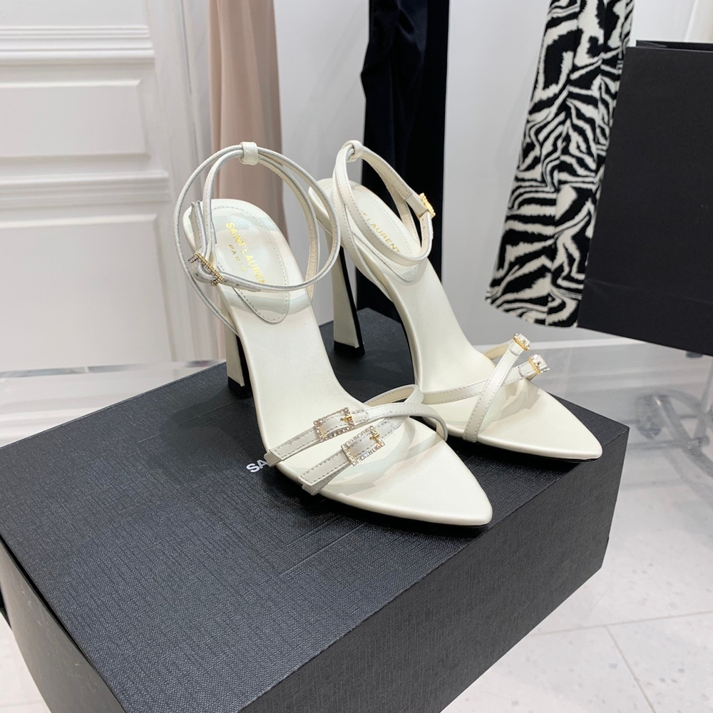 Saint Laurent Pumps