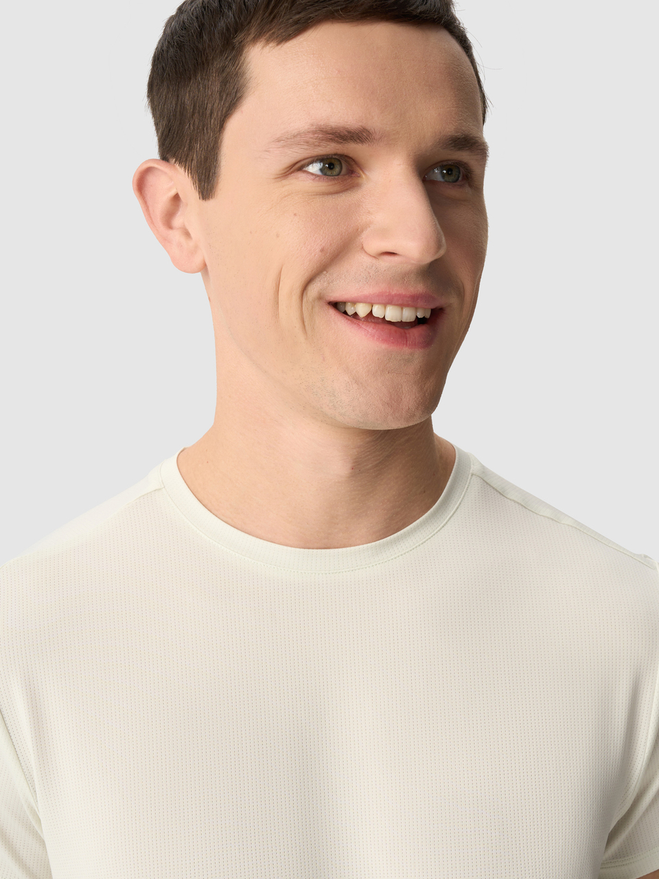 Футболка мужская GRI Лето молочная