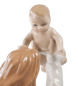 Pavone CMS-15/ 6 Фигурка «Девушка с ребенком»