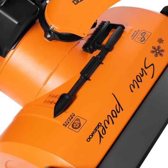 Бензиновый снегоуборщик DAEWOO DAST 1590