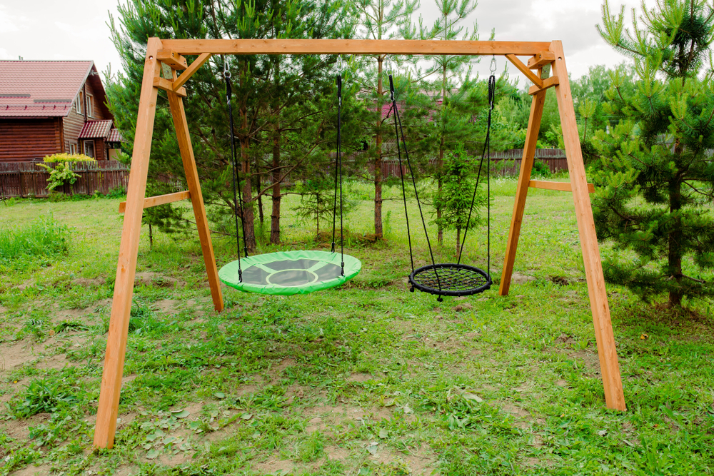 Деревянные качели с качелями гнездо 60 см и качелями гнездо Свиби