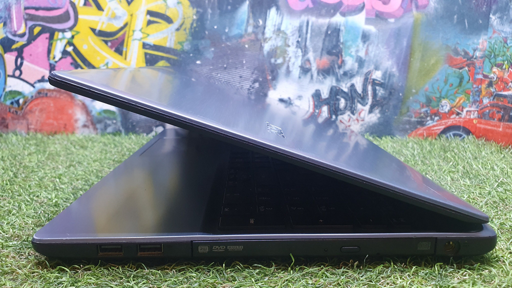 Ноутбук Acer i5/8Gb/820M 2Gb