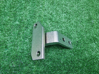 Петля двери передняя правая Genesis GV70 (20-нв)