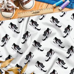 Ткань флис чёрно-белые спортивные кроссовки