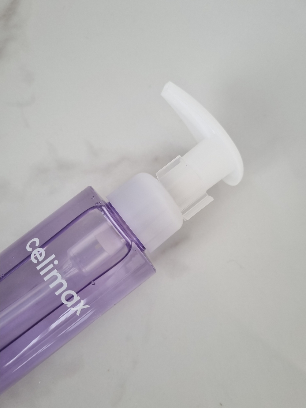 Гидрофильное масло от чёрных точек Celimax Derma Nature Fresh Blackhead Jojoba Cleansing Oil 150 мл