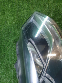 Битая Фара правая VW Polo Sedan (2015-2020) галоген