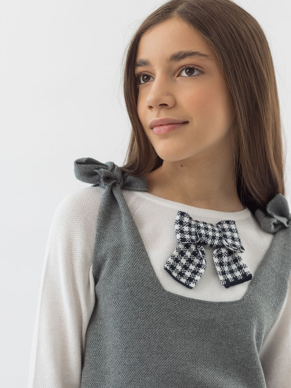 Жилет серый для девочки арт. АТ931