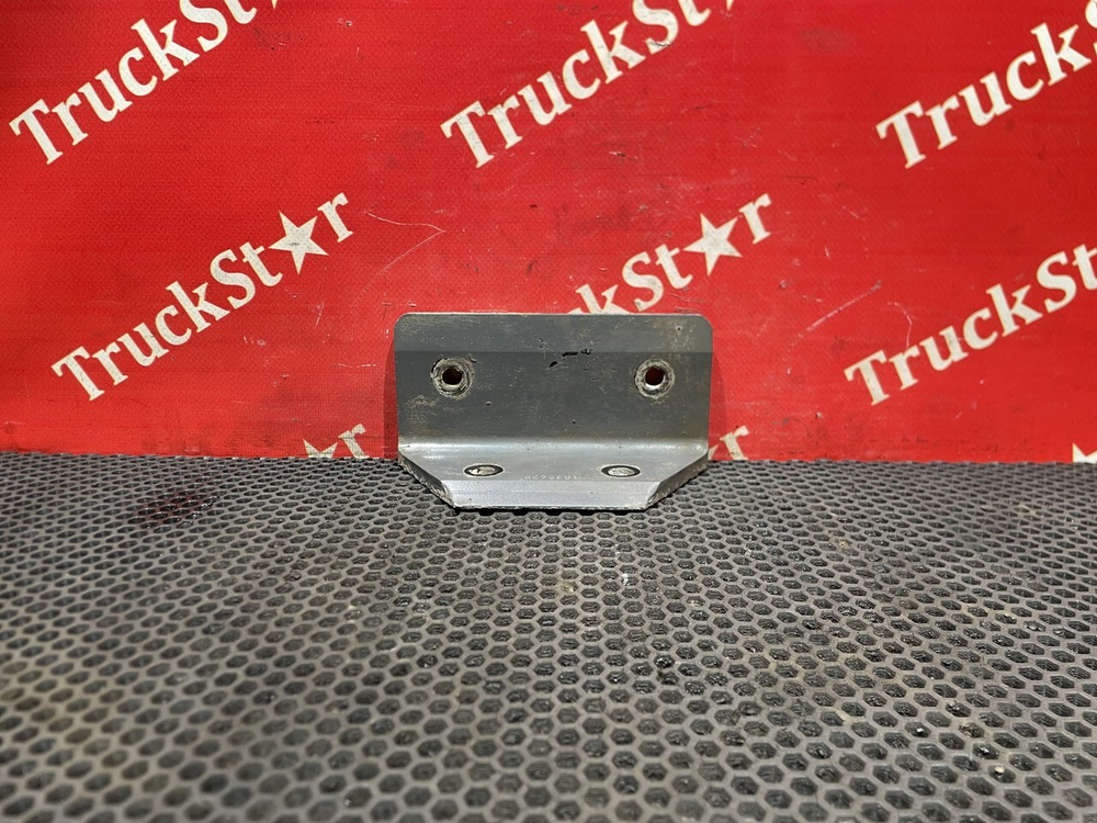 Кронштейн подушки заднего моста