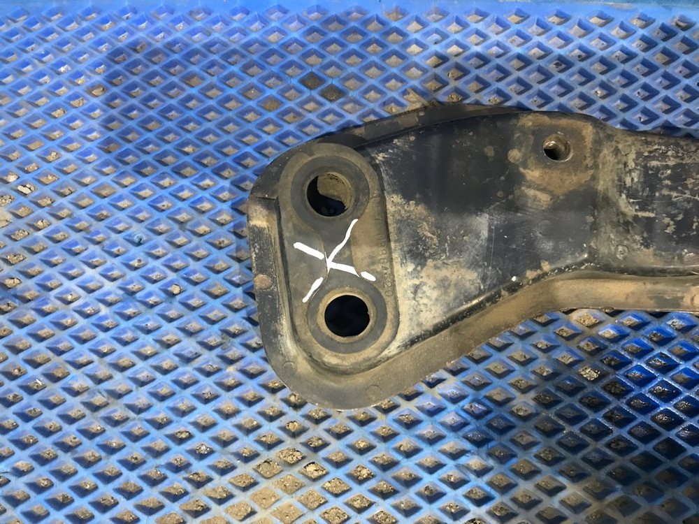 Балка передняя продольная MITSUBISHI RVR 1996