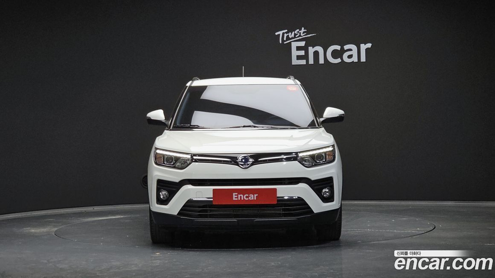 KG Mobility (Ssangyong) Very New Tivoli Бензин 1.5 2WD (03.2020)