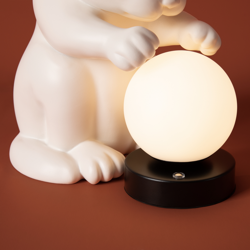 Настольный светильник Freya FR5607TL-01W