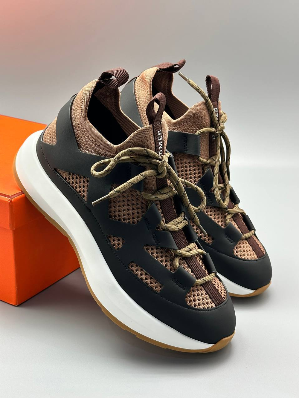 Кроссовки Hermes