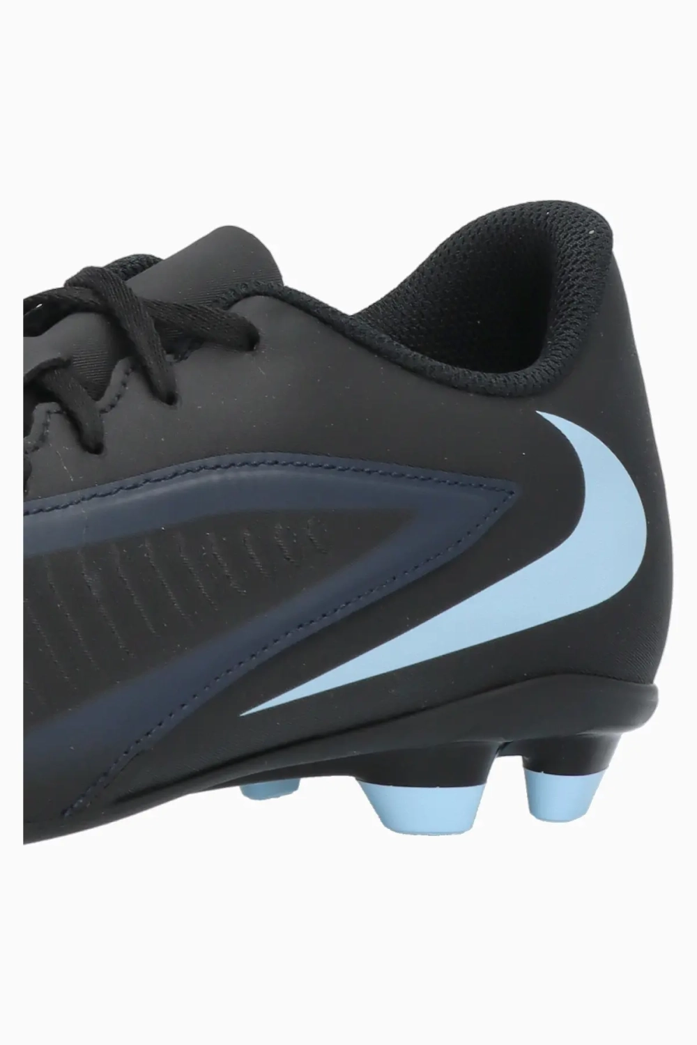 Бутсы Nike Phantom 6 Low Club FG/MG - черный