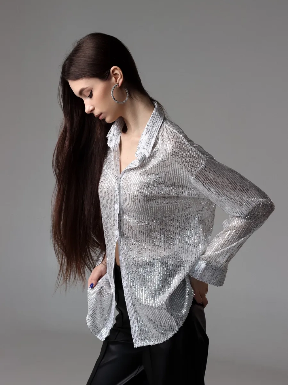 Блузка с пайетками