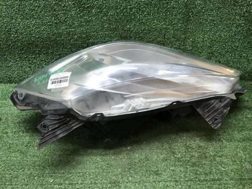 Битая Фара левая Suzuki SX4 2 (13-16) галоген