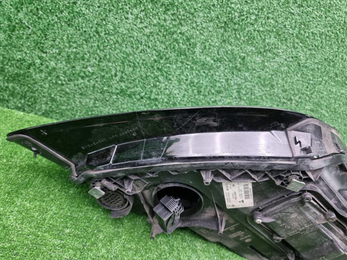 Фара левая Porsche Cayenne 3 (2017-2023) LED