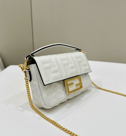 Fendi Baguette 19 cm