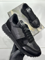 Кроссовки Valentino