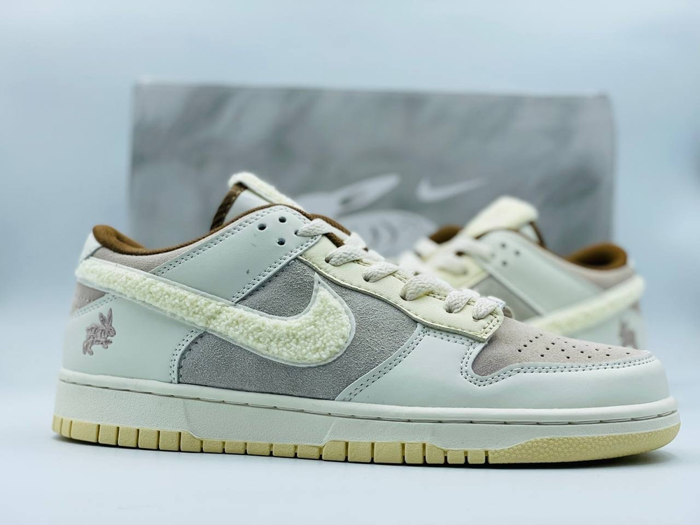 Кроссовки женские Nike Dunk Low Year of the Rabbit Release Details