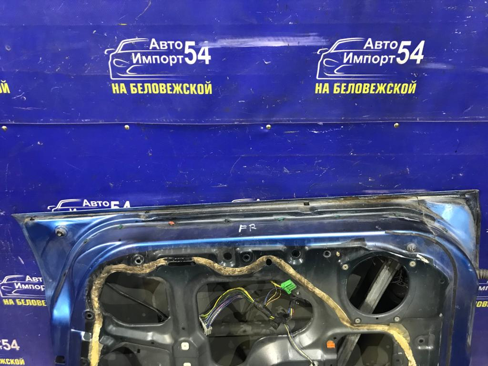 Дверь передняя правая Honda INTEGRA 1993