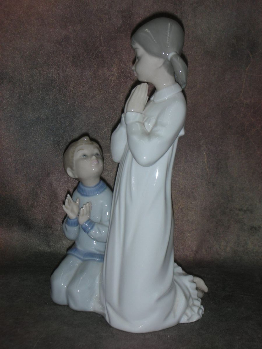 Статуэтка. Фарфор. Учись молиться. Lladro. Испания