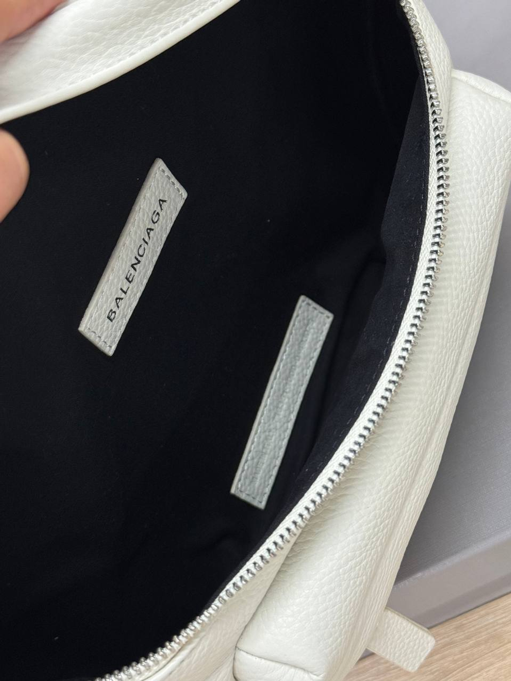 Поясная сумка Balenciaga
