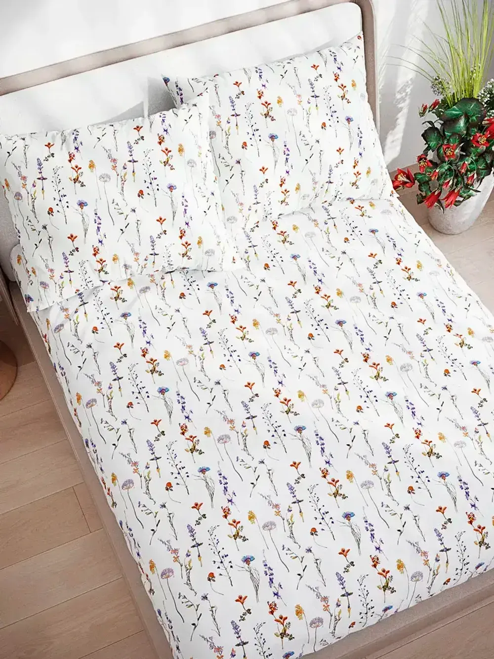 Постельное белье "Маргарита (малая)" семейное наволочки 50х70 2шт Простынь на резинке 160х200 см Пододеяльник 145х215 см(2шт) Сказка сатин