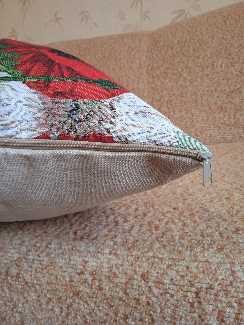 Декоративный гобеленовый чехол для интерьерной подушки Маки Красные и Белые 50*70