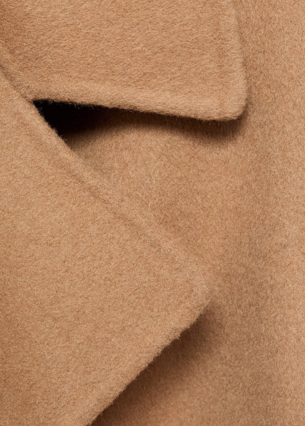 Пальто ручной работы с поясом