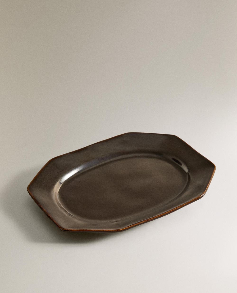 Zara Home блюдо сервировочное из каменной керамики, цвет коричневый, 19.4 см