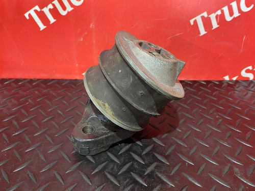 Подушка двигателя передняя левая