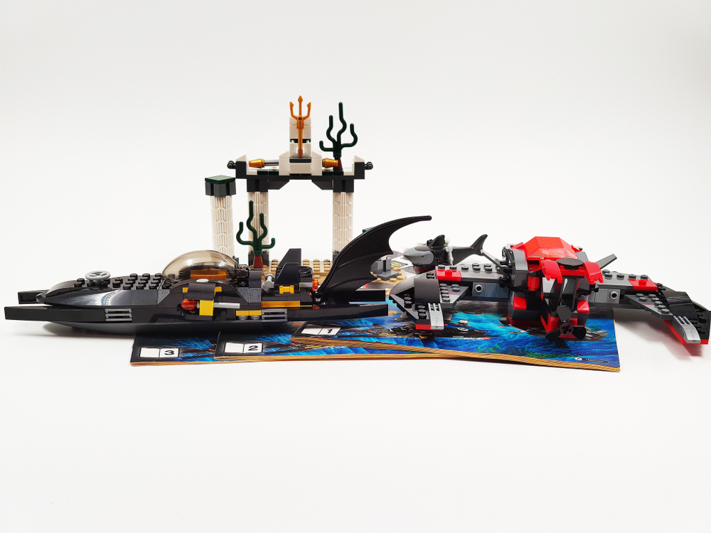 Конструктор LEGO 76027 Глубоководный удар Чёрной Манты (б/у)